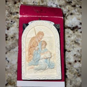 1993 dated Hallmark ornament “He is Risen” plaque of Jesus, Mary and Joseph